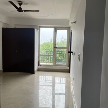 Room in 1 BHK Builder Floor at Saket – for Rent