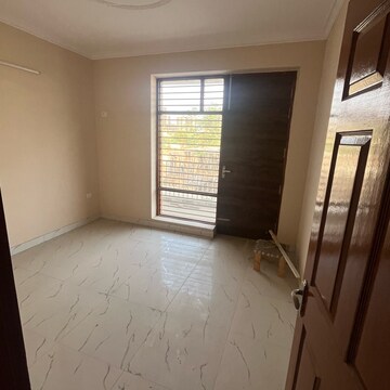 Room in 3 BHK Apartment at TDI The Grand Retreat, Sector 88 – for Rent