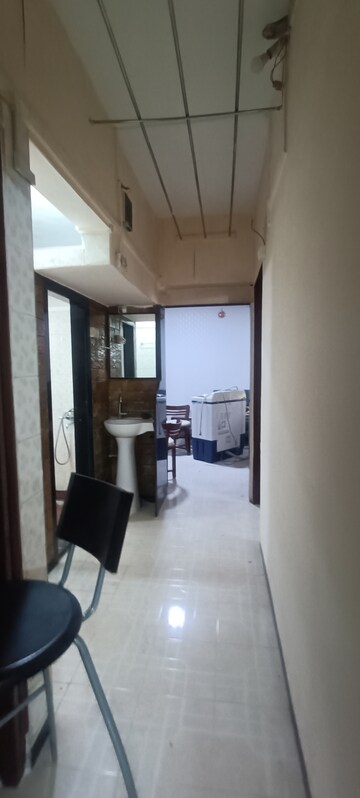 Room in 2 BHK Apartment at Krishna Galaxy Santacruz, Santacruz East – for Rent