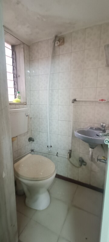 Bathroom in 2 BHK Apartment at Krishna Galaxy Santacruz, Santacruz East – for Rent