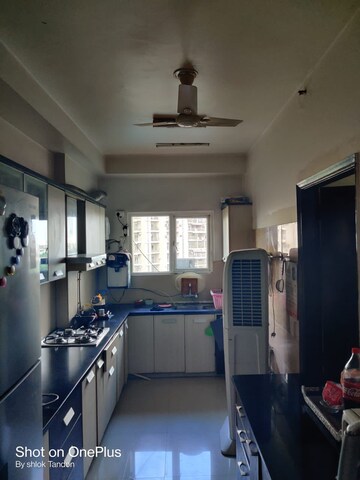 Kitchen in 3 BHK Apartment at Omaxe Twin Towers, Sector 50 – for Rent