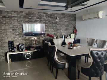 Master Bedroom in 3 BHK Apartment at Omaxe Twin Towers, Sector 50 – for Rent
