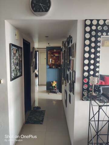 Master Bedroom in 3 BHK Apartment at Omaxe Twin Towers, Sector 50 – for Rent