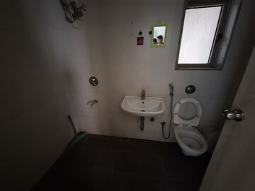 Bathroom in 1.5 BHK Apartment at Lodha Palava Casa Rio Caspiana, Dombivli East – for Rent