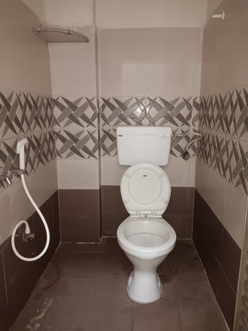 Bathroom in 1 BHK Apartment at Kondapur – for Rent