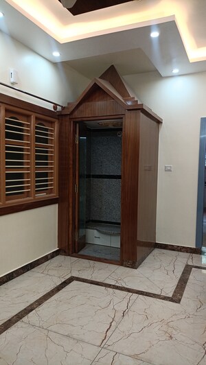 Room in 6+ BHK Independent House at Hongasandra – for Sale