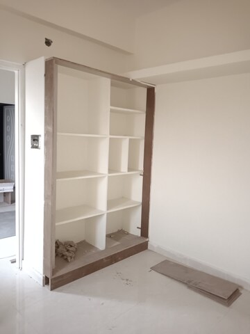 Room in 2 BHK Apartment at Kondapur – for Rent