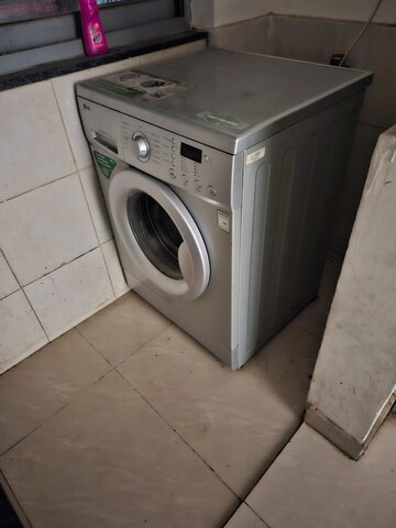 Studio Apartment For Rent in Amanora Metro Tower, Hadapsar