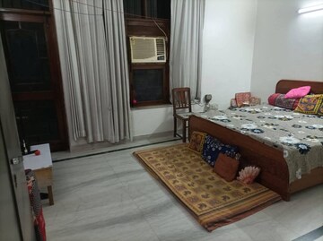 Bedroom in 1 BHK Independent House at Sector 21 – for Rent