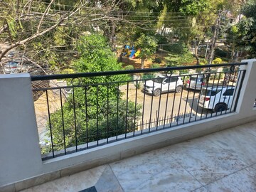 Balcony in 1 BHK Independent House at Sector 21 – for Rent