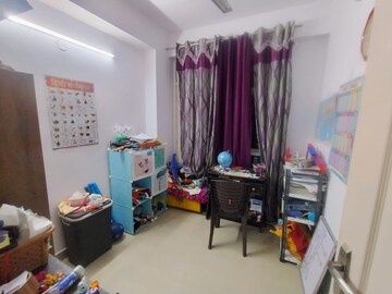 Living Room in 2.5 BHK Apartment at Supertech Cape Town, Sector 74 – for Rent