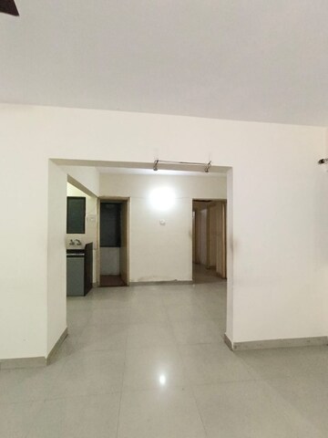 Room in 3 BHK Apartment at Siddhivinayak Shubhashree Residential, Akurdi – for Rent