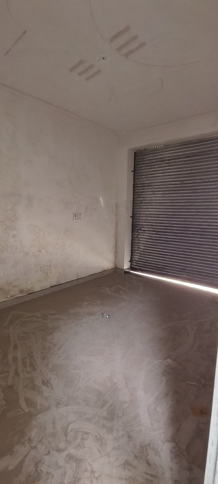 Room, sector 52 2 Bedroom 83 Sq.Yd. Independent House In Sector 52 Faridabad 8385157