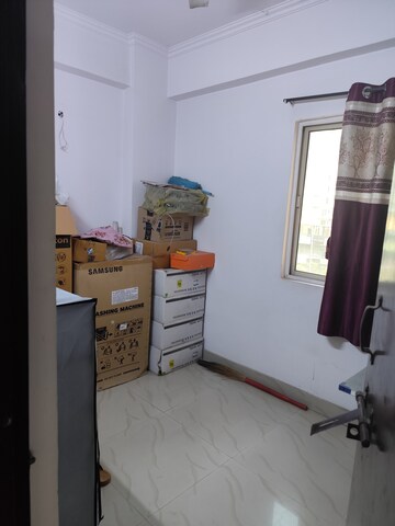 Living Room in 2.5 BHK Apartment at Futec Gateway, Sector 75 – for Rent