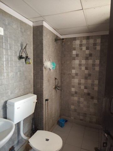 Bathroom in 2.5 BHK Apartment at Futec Gateway, Sector 75 – for Rent