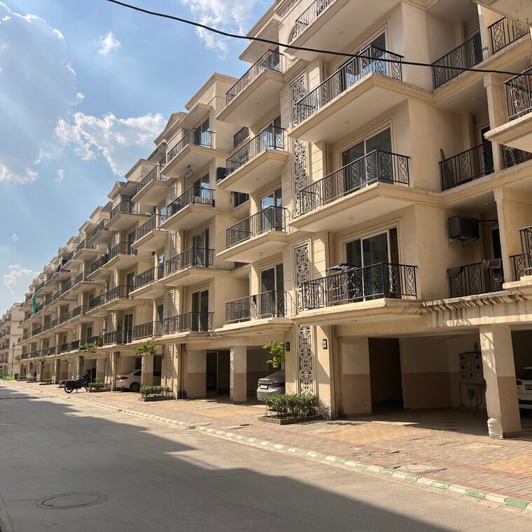 Exterior View, signature-global-park-4-and-5 3 Bedroom 1081 Sq.Ft. Apartment In Sohna Sector 34 Gurgaon 8385182