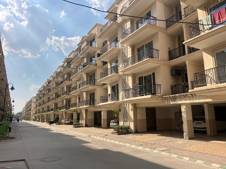 Exterior View, signature-global-park 3 Bedroom 1081 Sq.Ft. Apartment In Sohna Sector 36 Gurgaon 8385192