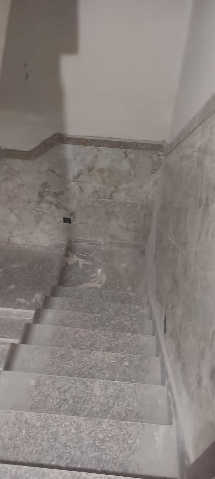 Bathroom, rohini sector 11 3 Bedroom 1200 Sq.Ft. Builder Floor In Rohini Sector 11 Delhi 8385279