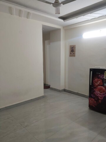Room in 1 BHK Builder Floor at Paryavaran Complex – for Rent