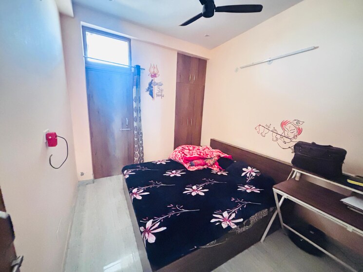 Bedroom, ireo-gurgaon-hills 6 Bedroom 120 Sq.Yd. Independent House In Gurgaon Faridabad Road Gurgaon 8385389