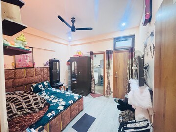 Master Bedroom in 6 BHK Independent House at Ireo Gurgaon Hills, Gurgaon Faridabad Road – for Sale