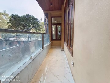 Balcony in 2 BHK Builder Floor at Saket – for Rent