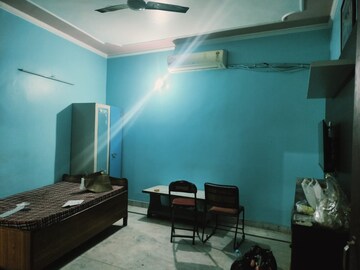 Living Room in 2 BHK Builder Floor at Paryavaran Complex – for Rent