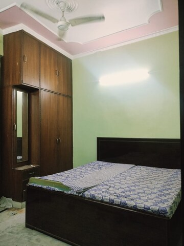 Bedroom in 2 BHK Builder Floor at Paryavaran Complex – for Rent