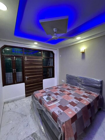 Bedroom in 2 BHK Builder Floor at Saket – for Rent