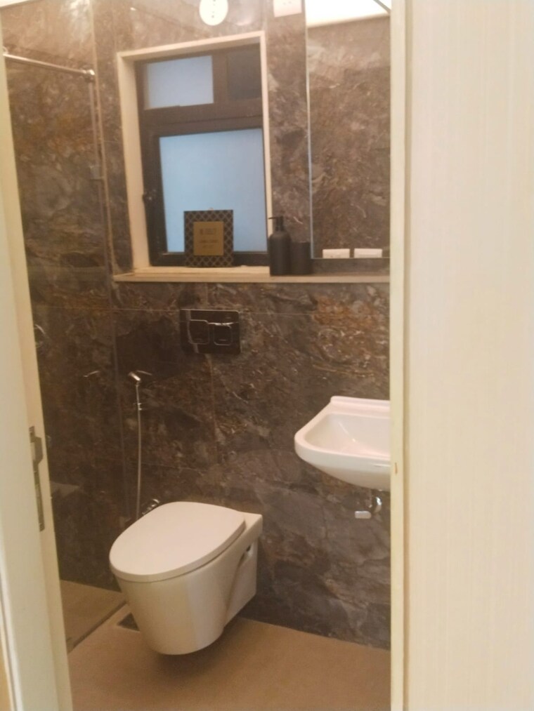 Bathroom, dosti-eastern-bay 2 Bedroom 686 Sq.Ft. Apartment In Wadala Mumbai 8385465