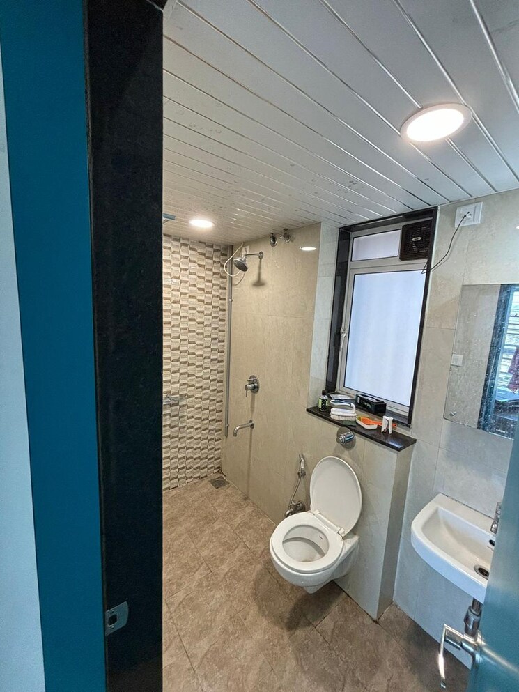 Bathroom, sheth-midori 2 Bedroom 738 Sq.Ft. Apartment In Dahisar East Mumbai 8385509
