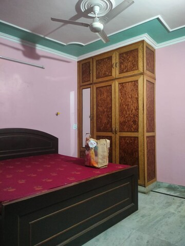 2 BHK Builder Floor For Rent in Paryavaran Complex