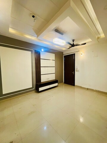 Living Room in 2 BHK Builder Floor at Dwarka Mor – for Rent