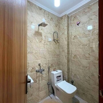 Bathroom in 1 BHK Builder Floor at Saket – for Rent