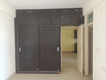 Room in 2 BHK Apartment at Breez Global Heights, Sohna Sector 33 – for Rent