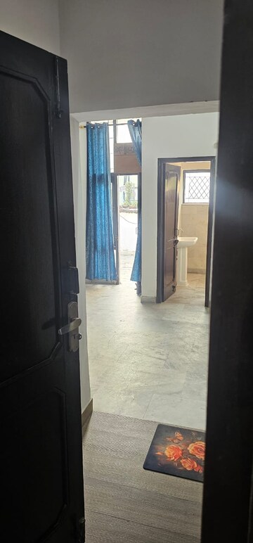 Building Lobby in 3 BHK Builder Floor at Paryavaran Complex – for Rent