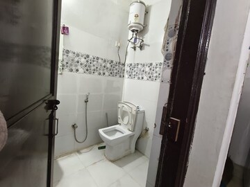 Bathroom in 1 RK Builder Floor at Vipul Square, Sushant Lok I – for Rent