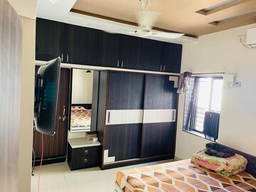 Room in 2 BHK Apartment at Makarba – for Rent