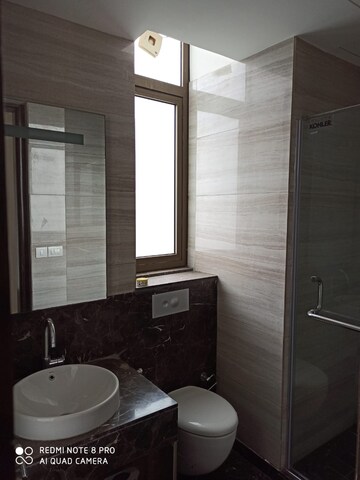Master Bedroom in 3.5 BHK Apartment at M3M Golf Estate, Sector 65 – for Rent