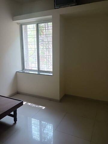 Room in 3 BHK Apartment at Swojas Sargam, Kothrud – for Rent