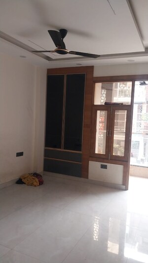 3 BHK Builder Floor For Sale in Indrapuram