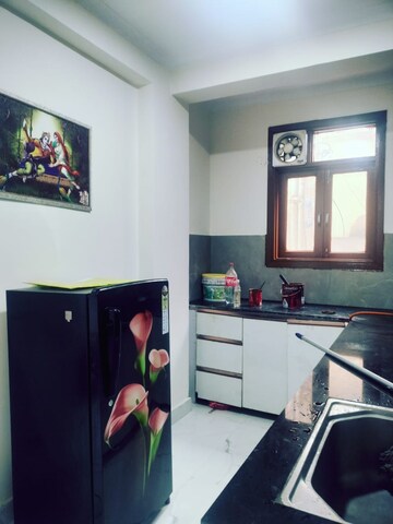 Master Bedroom in 1.5 BHK Builder Floor at Paryavaran Complex – for Rent