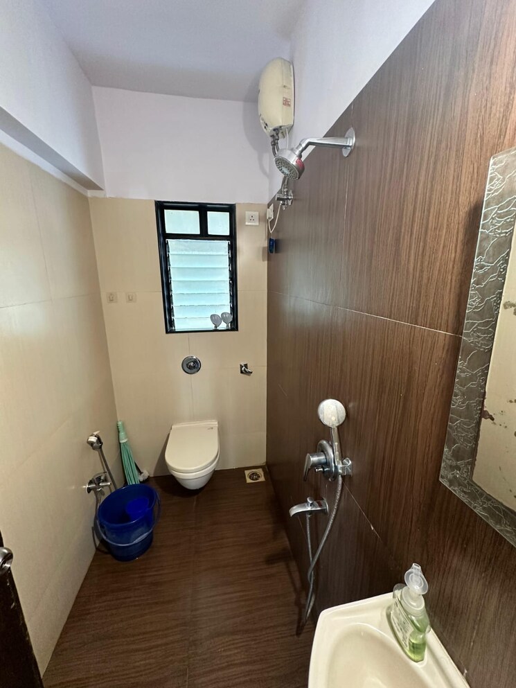 Master Bedroom, blue-mountain-towers 1 Bedroom 350 Sq.Ft. Apartment In Shashtri Nagar Mumbai 8385666