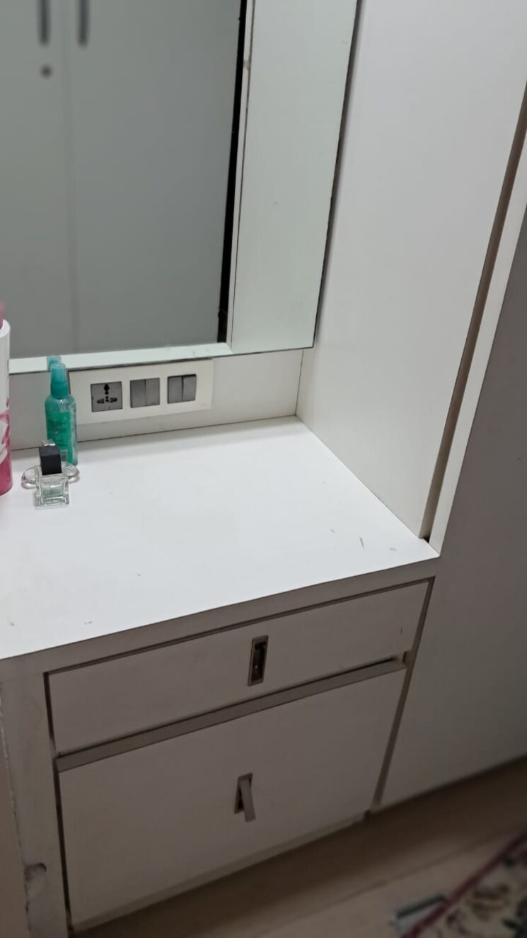 undefined, oberoi-springs 4 Bedroom 2600 Sq.Ft. Apartment In Andheri West Mumbai 8385682