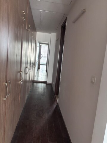 Building Lobby in 4 BHK Apartment at M3M Golf Estate, Sector 65 – for Rent