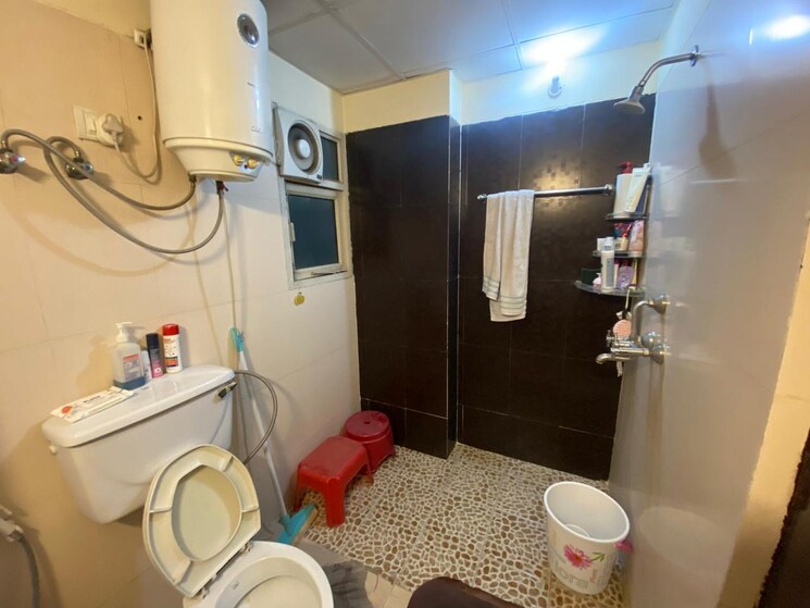 Bathroom, gh-7-crossings-republik 3 Bedroom 1725 Sq.Ft. Apartment In Vijay Nagar Ghaziabad 8385791