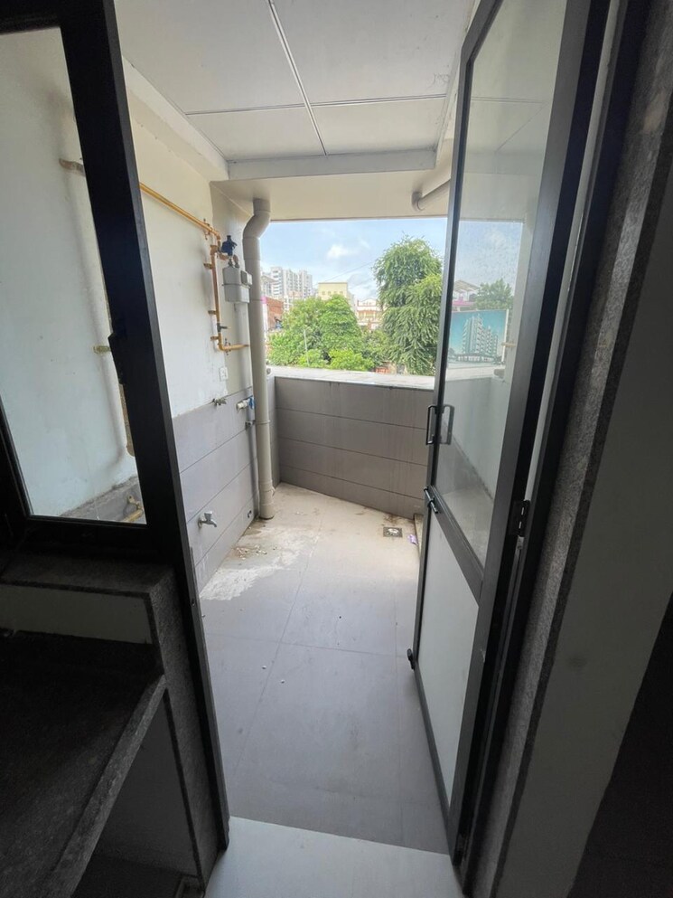 Balcony, science city 2 Bedroom 270 Sq.Yd. Apartment In Science City Ahmedabad 8385905
