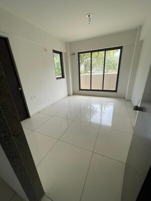 Room in 2 BHK Apartment at Science City – for Sale