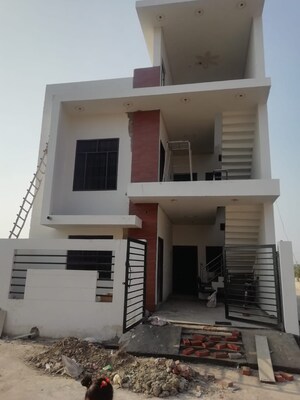 3 BHK Independent House – Exterior View View at Wazirganj - for Sale