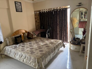 Bedroom in 2 BHK Apartment at Shri Balaji Ashirwad, Malad West – for Rent